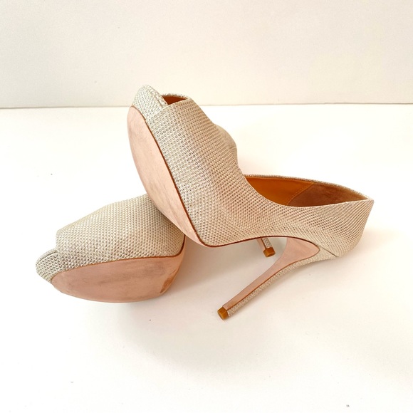 Badgley Mischka Drama Platform Peep Toe Pump in Platino Metallic Mesh - Picture 5 of 6